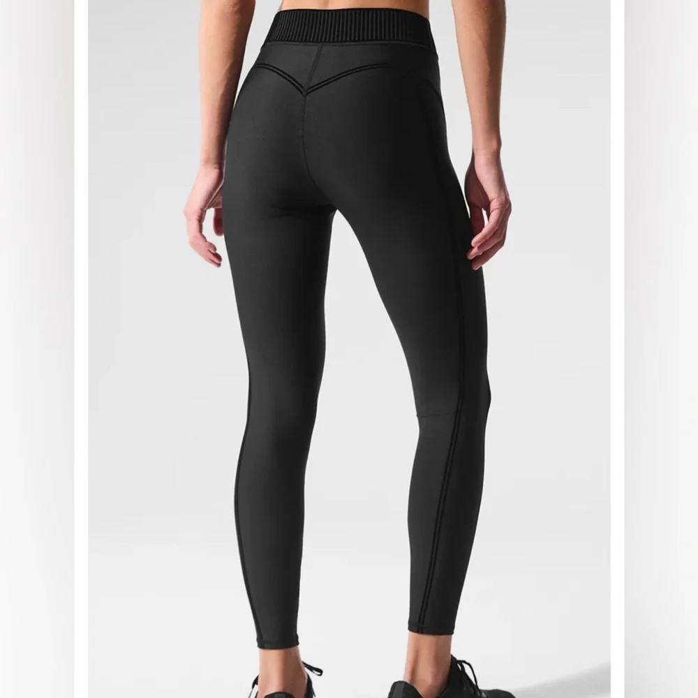 Alo Airlift High-Waist 7/8 Line Up Black Leggings in XXS NWT